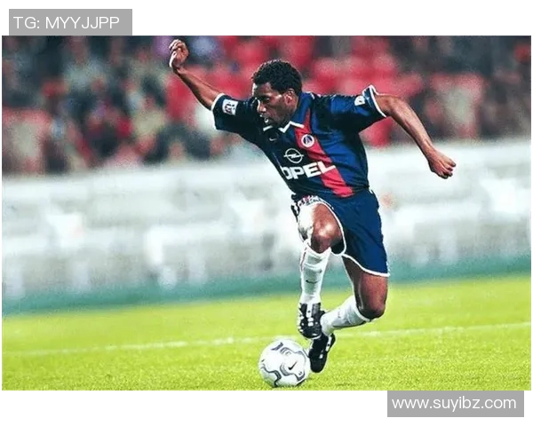 足球明星小罗的外号揭秘：他为何被称为足球魔术师与快乐足球的代名词