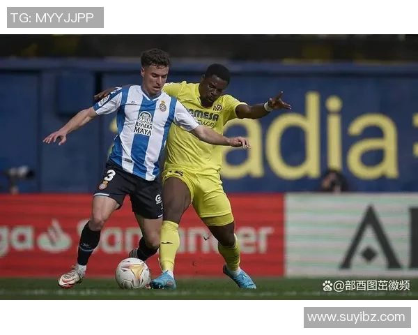 卡利亚与佩斯卡的激烈对决展现足球魅力与团队精神