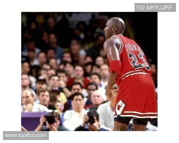 科比与乔丹背影对比：两代篮球巨星的传奇与传承